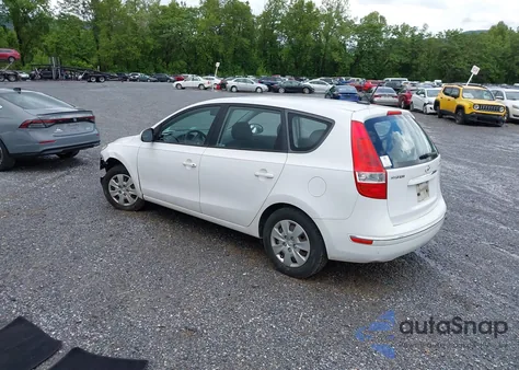 2012 Hyundai Elantra Touring Gls z USA, uszkodzony, nr VIN KMHDB8AEXCU143258